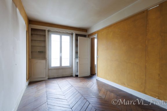 Chambre rue avant