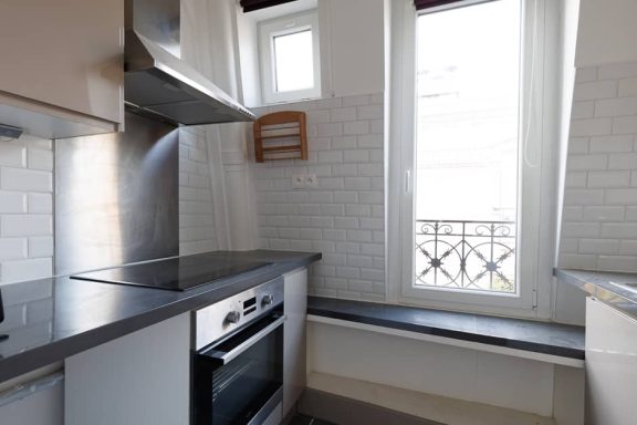 Cuisinière ambiante